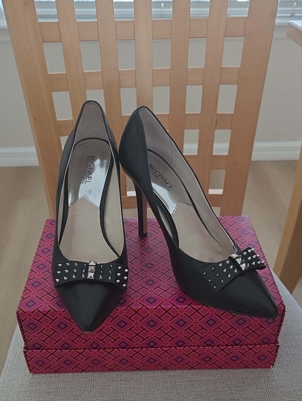 MICHAEL Michael Kors Black Pointed-Toe Studded Bow Pumps